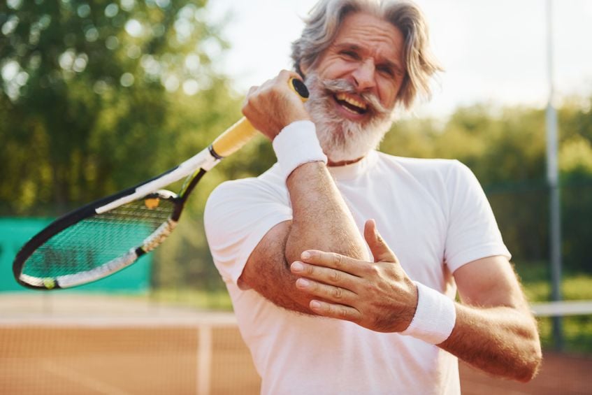 rio-orthopedic-sports-medicine-Elbow-Pain-How-To-Tell-If-You-Have-Tennis-Elbow-Or-Golfers-Elbow